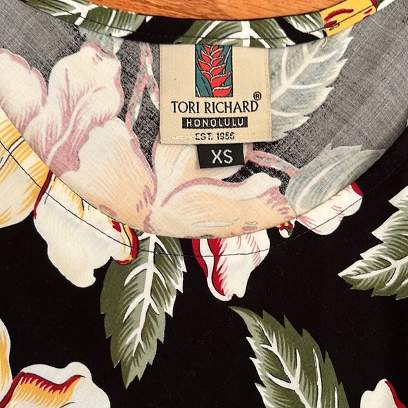 Tori Richard Honolulu vintage Floral Dress - Picture 2 of 5